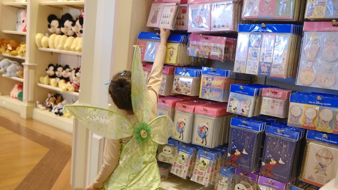 ディズニー・マーカンタイル（お土産屋さん）