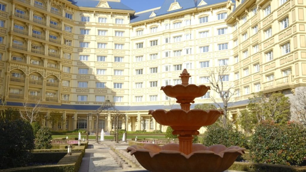 東京ディズニーランドホテル（シャーウッドガーデン）