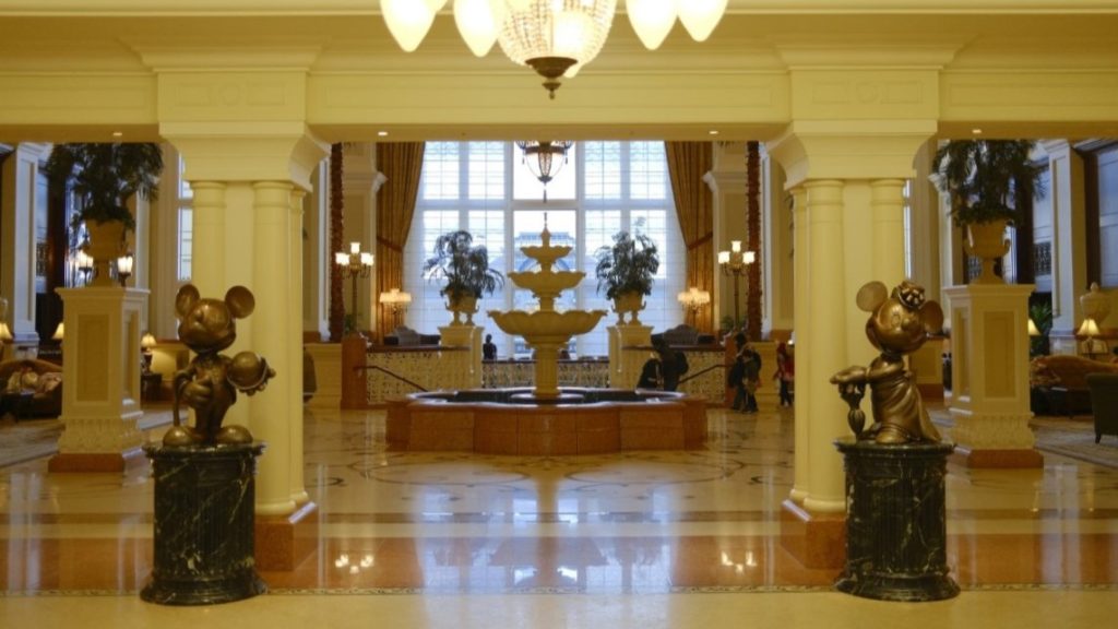 東京ディズニーランドホテル3階ロビー