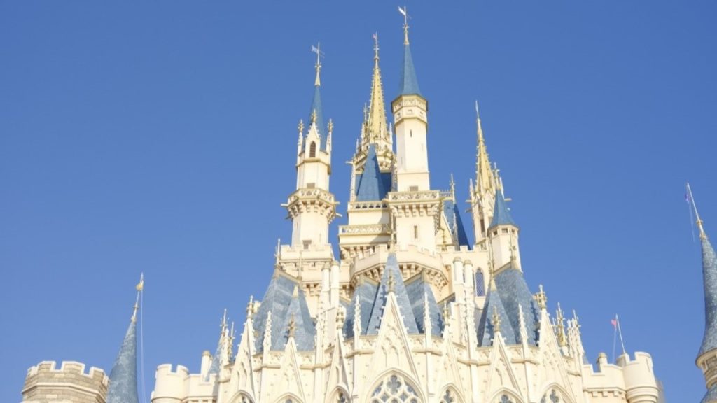 シンデレラ城前（順光）