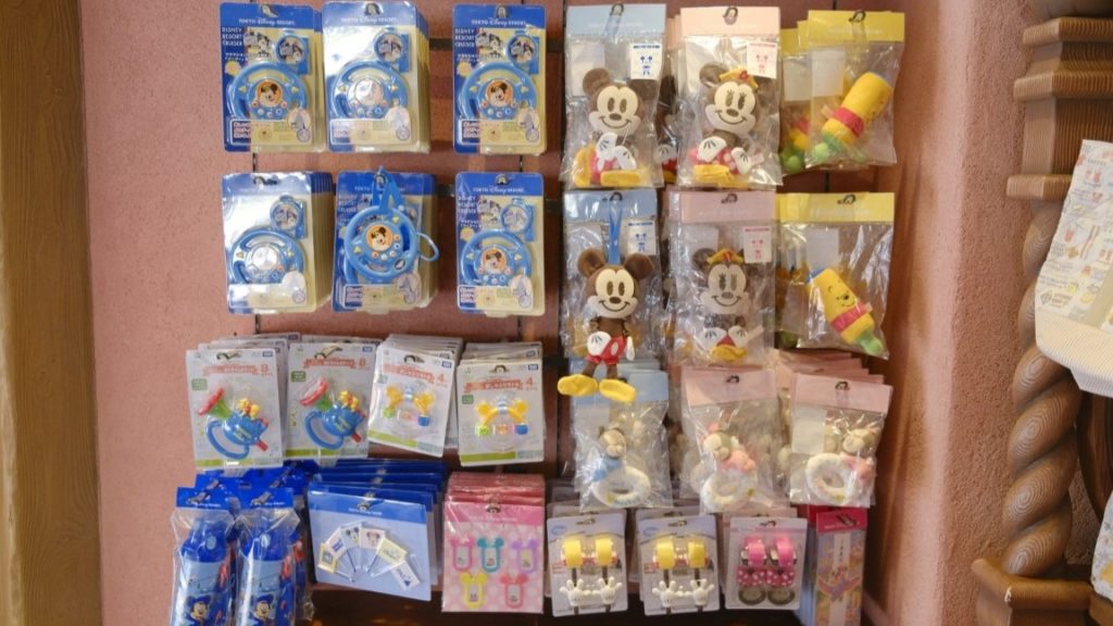 ガラガラなどのおもちゃ