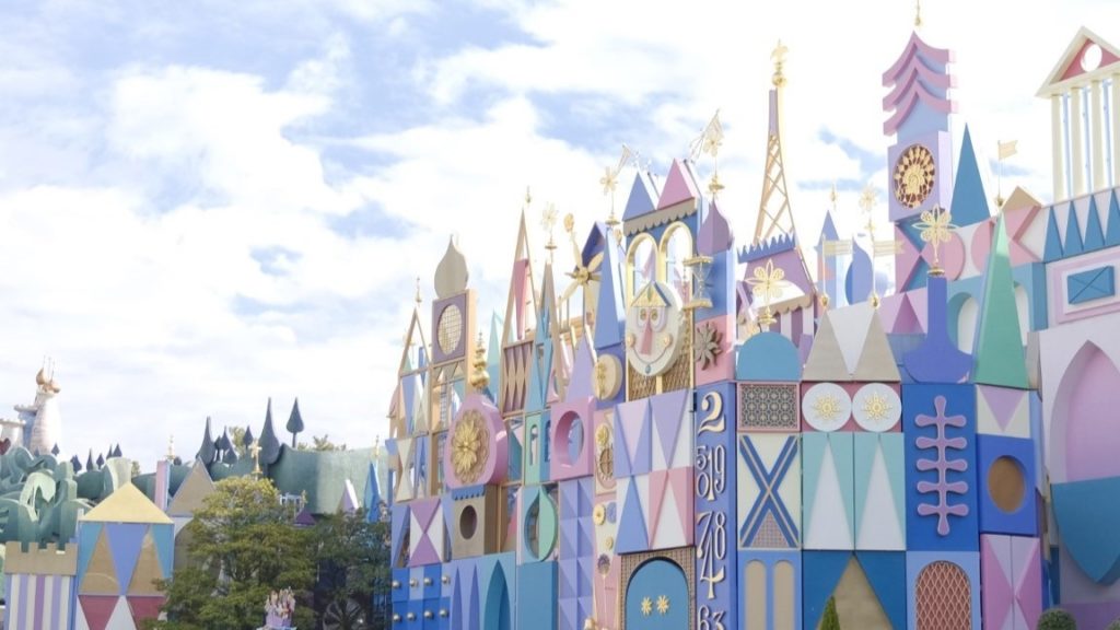 イッツ・ア・スモールワールド（ハイキー撮影）